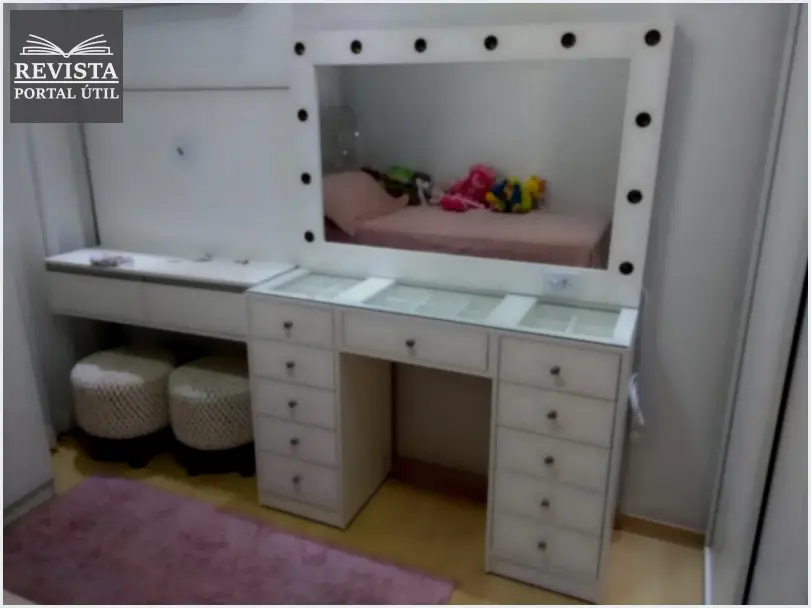 Como organizar a penteadeira do jeito certo?