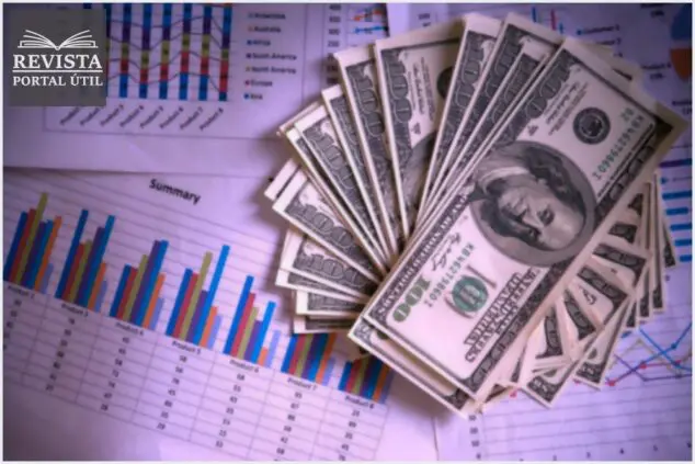 De qual maneira o valor do dólar interfere na família brasileira?