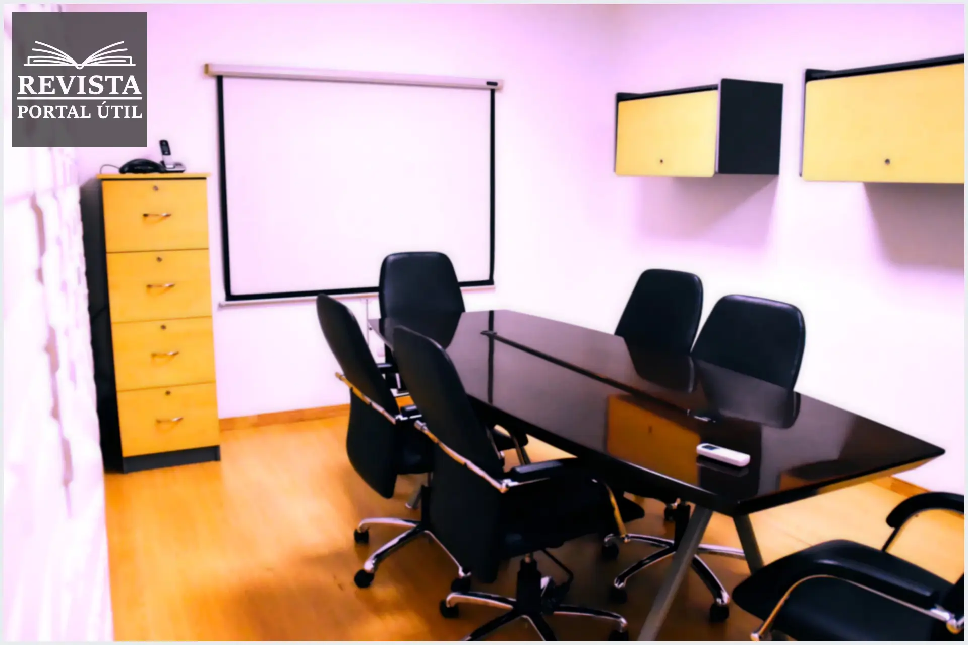 O que é o espaço de escritório Hot Desk? O que é o espaço de escritório Hot Desk?