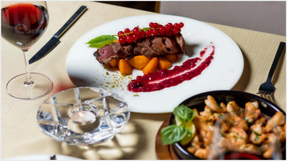 Qual vinho combina melhor com carne vermelha? Descubra o tinto ideal para cada corte Qual vinho combina melhor com carne vermelha? Descubra o tinto ideal para cada corte