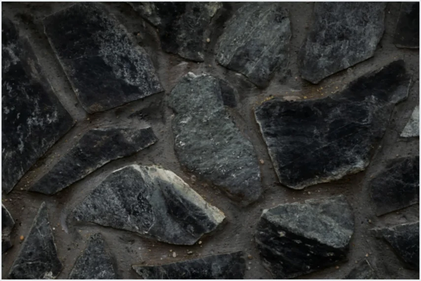 Carmen Black: a intensidade do quartzito preto