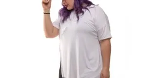 Camiseta plus size feminina e oversized: conforto e estilo para o dia a dia