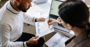 Dados empresariais: como utilizá-los para melhorar a prospecção comercial Dados empresariais: como utilizá-los para melhorar a prospecção comercial