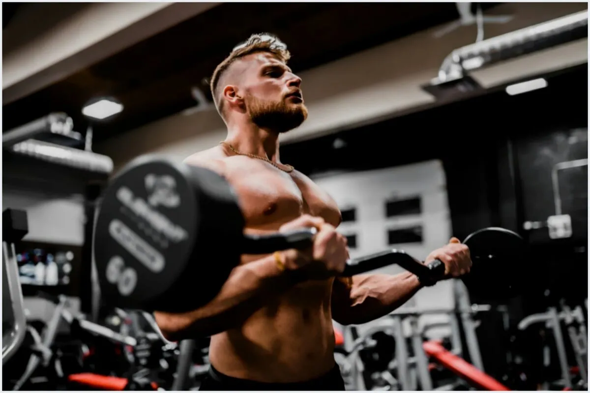 A ciência do descanso entre séries: otimize sua recuperação e seus ganhos