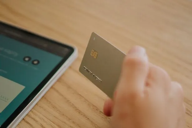 Quais são os benefícios do cartão de crédito Besni? Descubra se vale a pena!