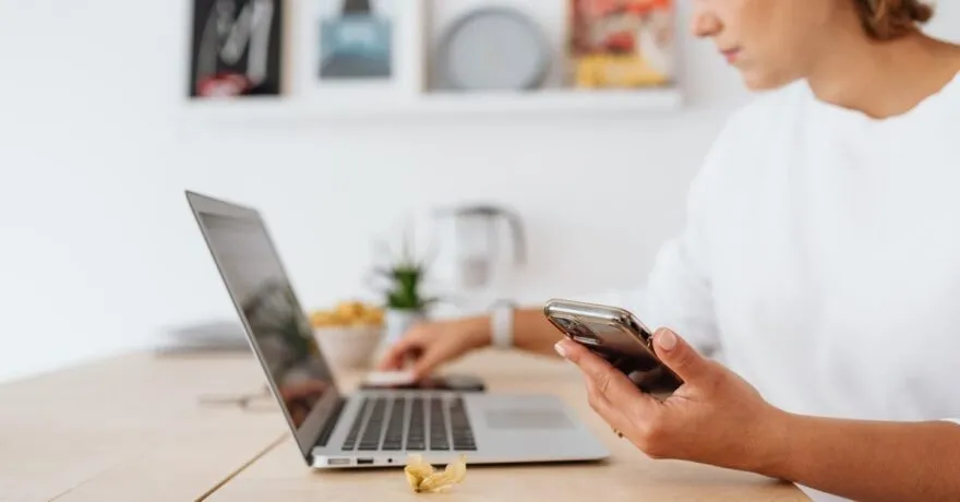 Como Baixar Vídeos do Tiktok e outras redes sociais no Computador com o Snaptik e Transferir Para o Celular